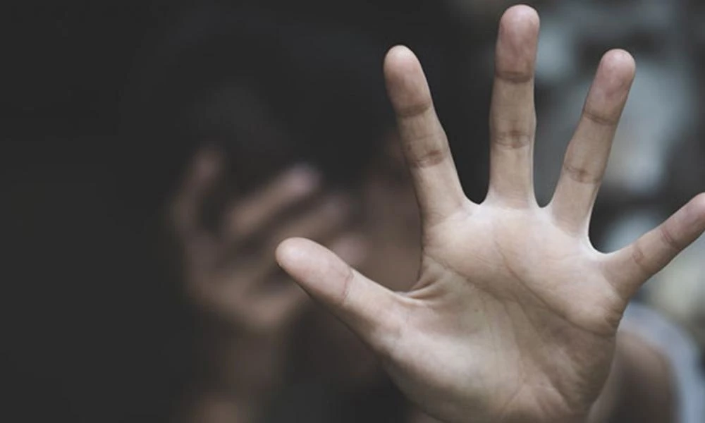 Σοκ στην Λάρισα: Μαθητές εξανάγκασαν ανήλικο σε γενετήσια πράξη για «πλάκα»